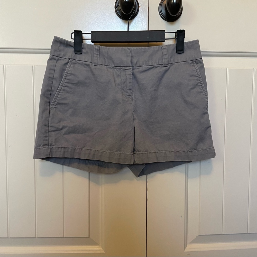 Women’s grey size 0 LOFT short shorts